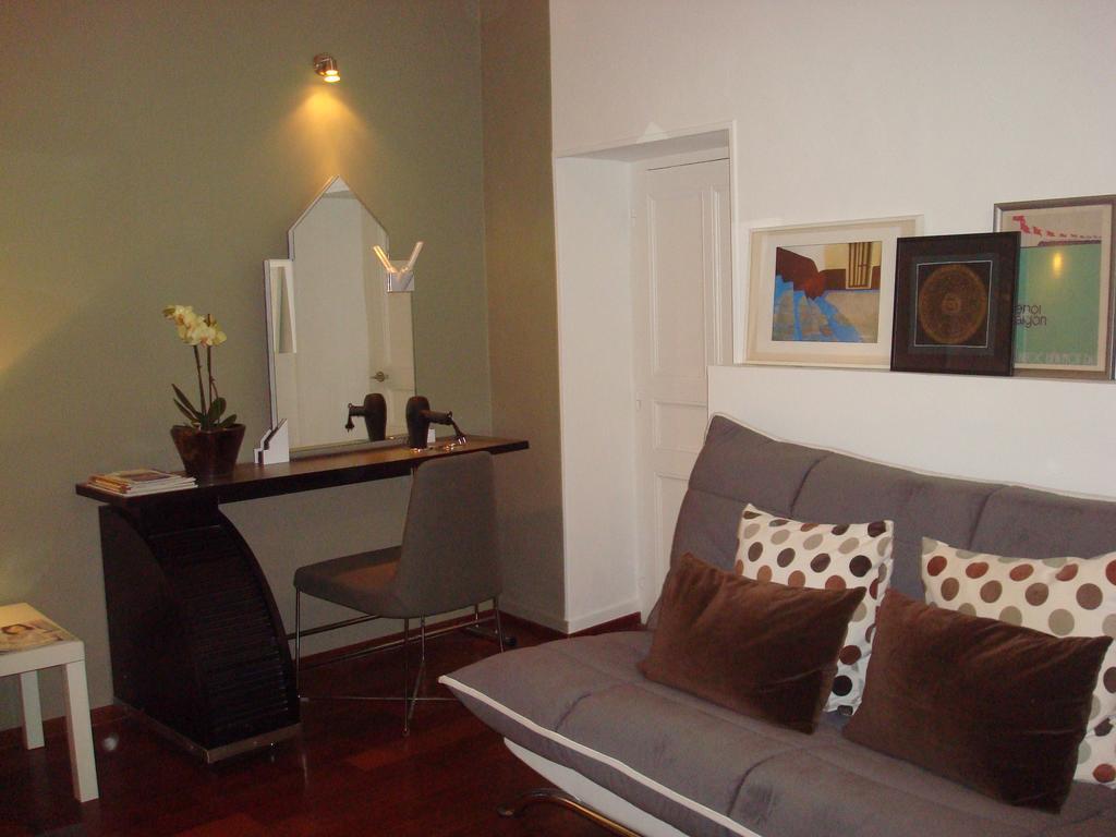 Caractere Clos St Jean Apartment